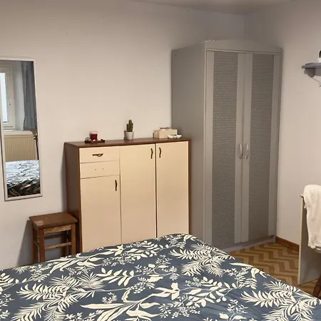 Pstina Bivanje na kmetiji Slap ob Idrijci